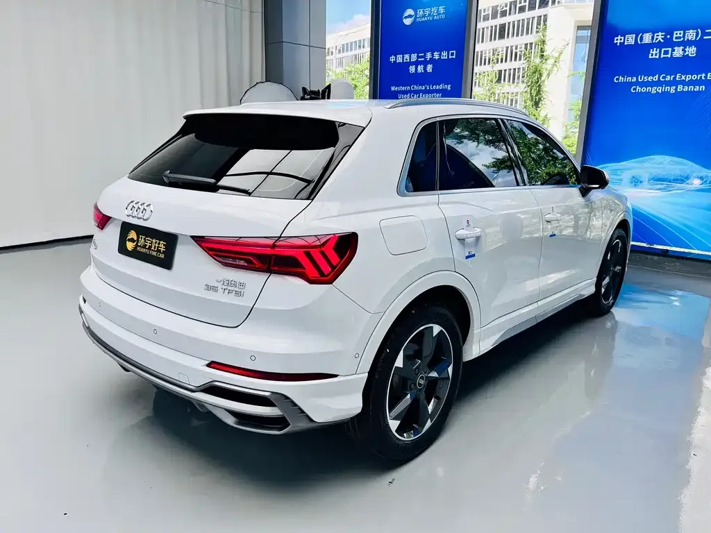 Audi Q3 — фото 5