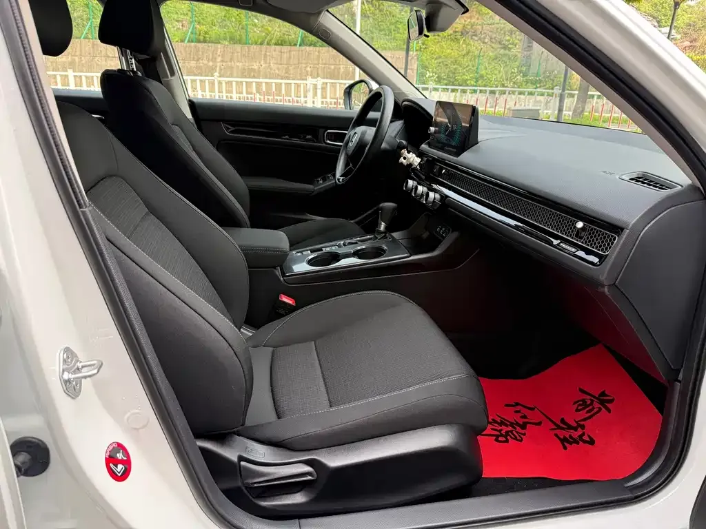 Honda Civic — фото 10