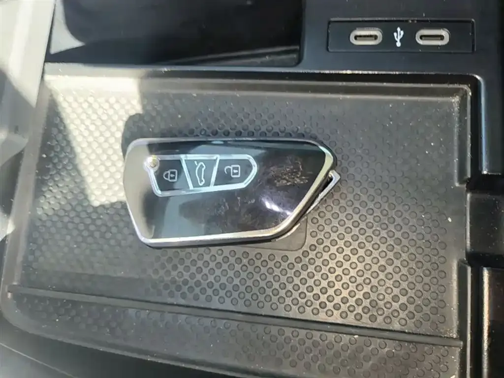 Volkswagen ID.6 X 2023 из CN, фото 8
