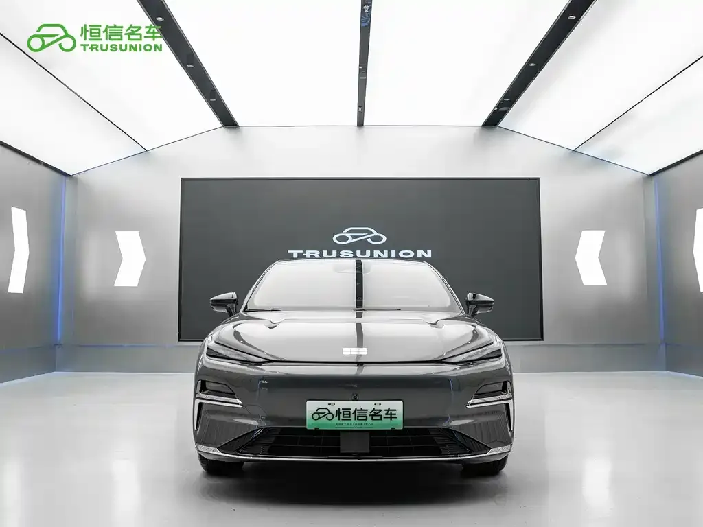 Geely Galaxy Xingyao 8 — фото 2