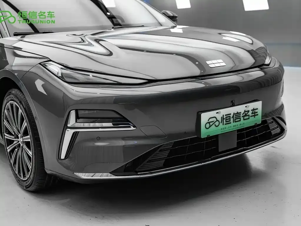 Geely Galaxy Xingyao 8 — фото 4