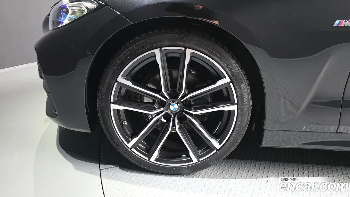BMW 4-Series 2024 из KR, фото 9