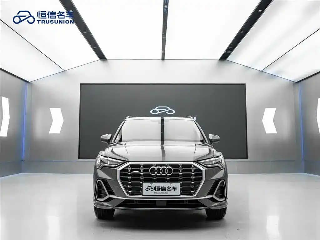 Audi Q3 — фото 4