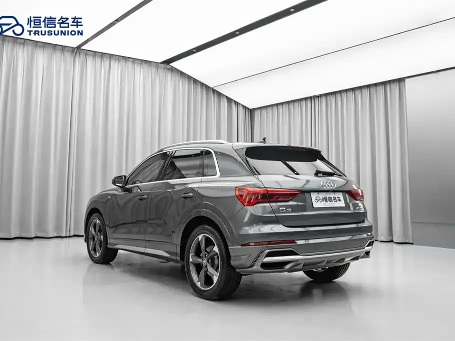 Audi Q3 — фото 5