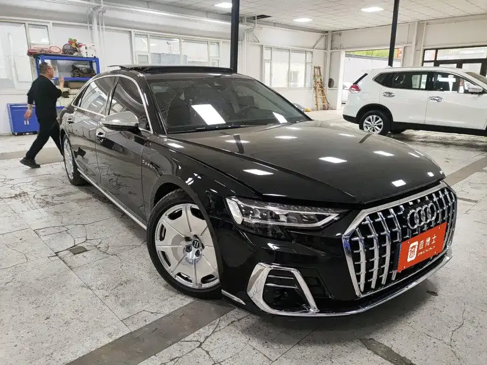 Audi A8 — фото 8