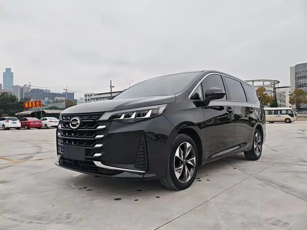 GAC Motor Trumpchi M6 — фото 1