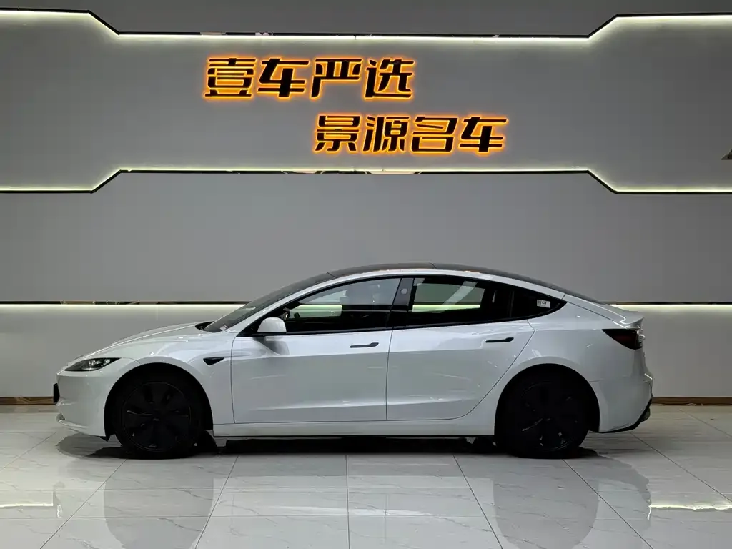 Tesla Model 3 — фото 3