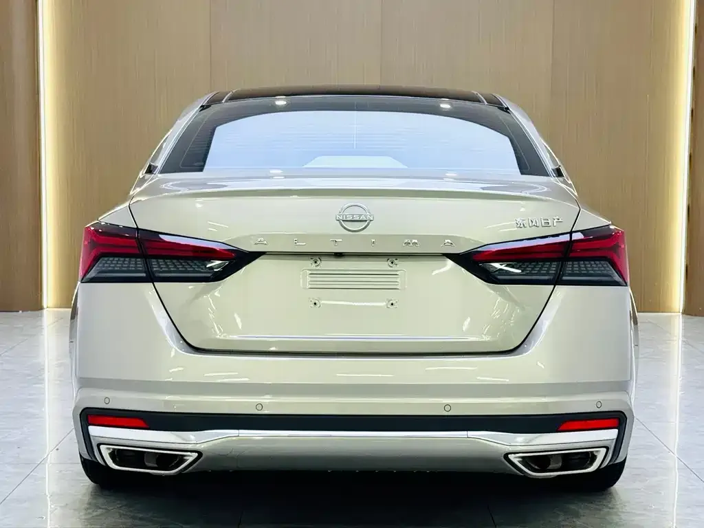 Nissan Teana — фото 3