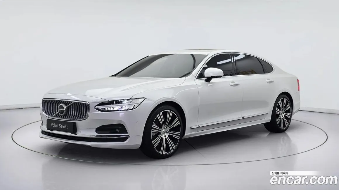 Volvo S90 — фото 1