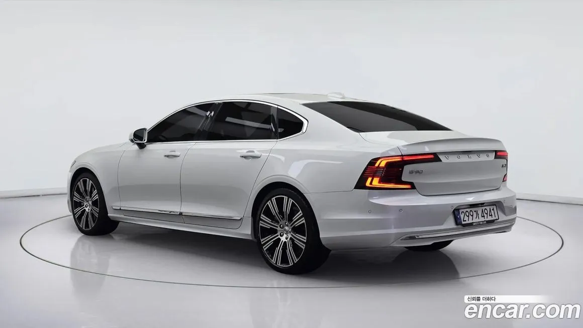Volvo S90 — фото 3