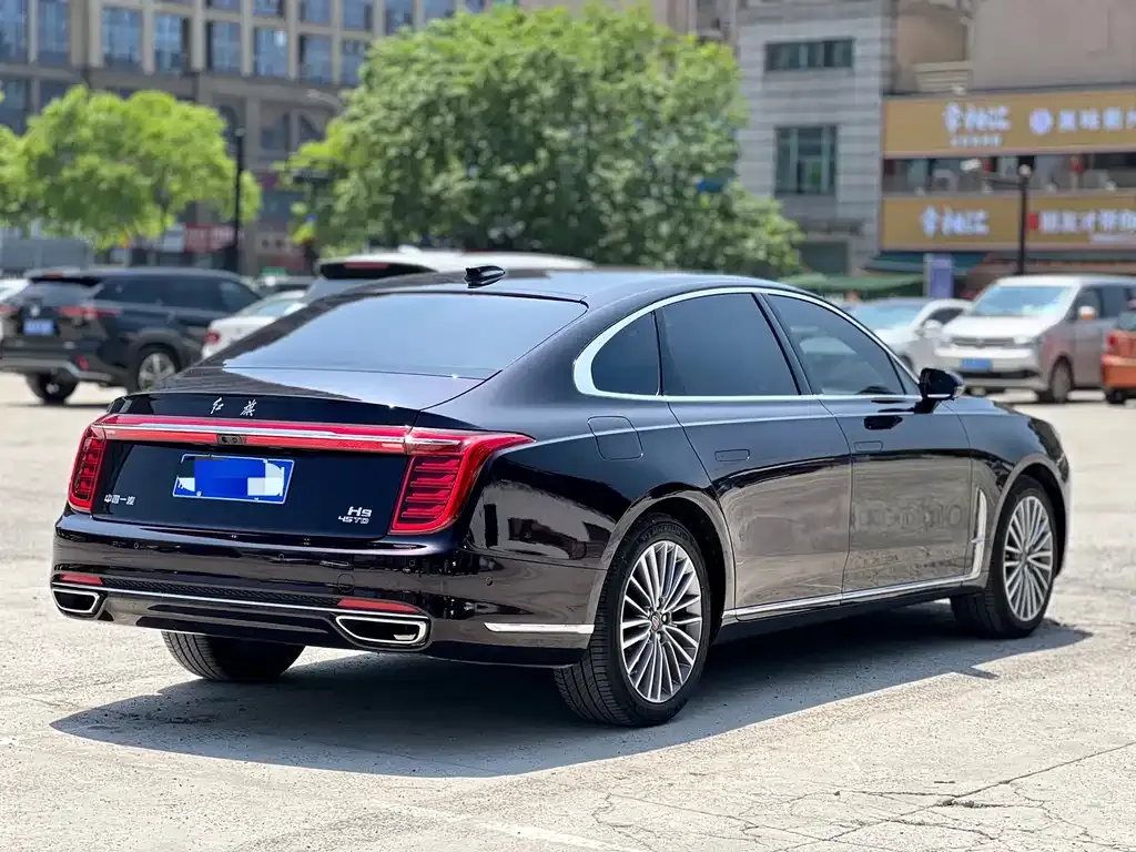 Hongqi H9 — фото 2