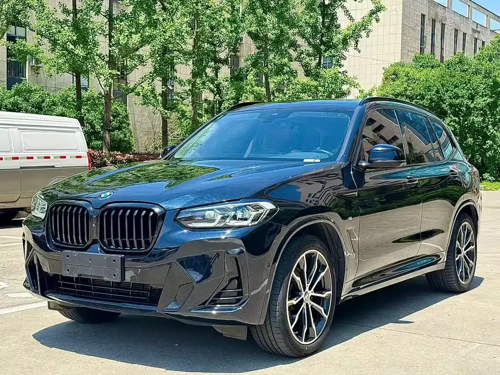 BMW X3 — фото 9