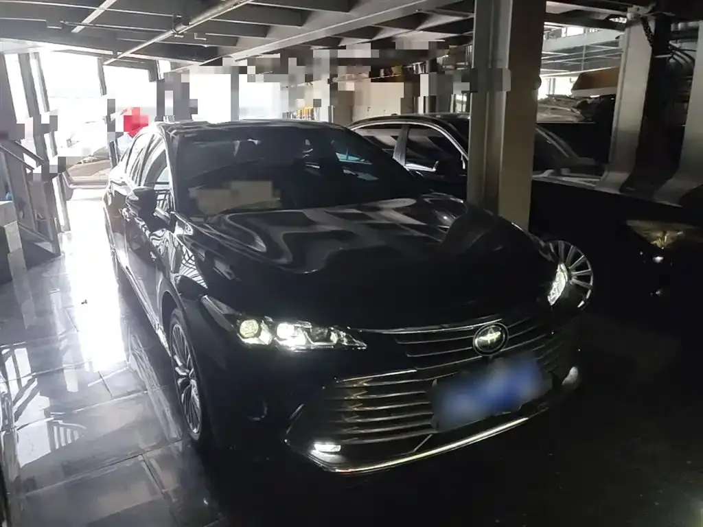 Toyota Avalon — фото 10