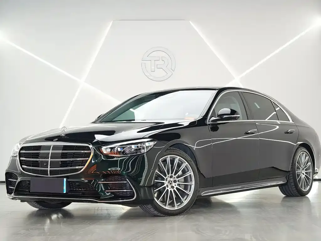 Mercedes-Benz S-Class — фото 1