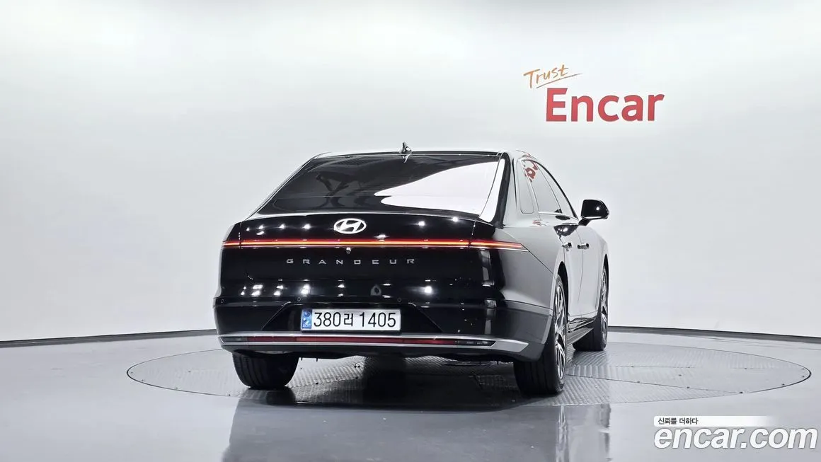 Hyundai Grandeur 2023 из KR, фото 2