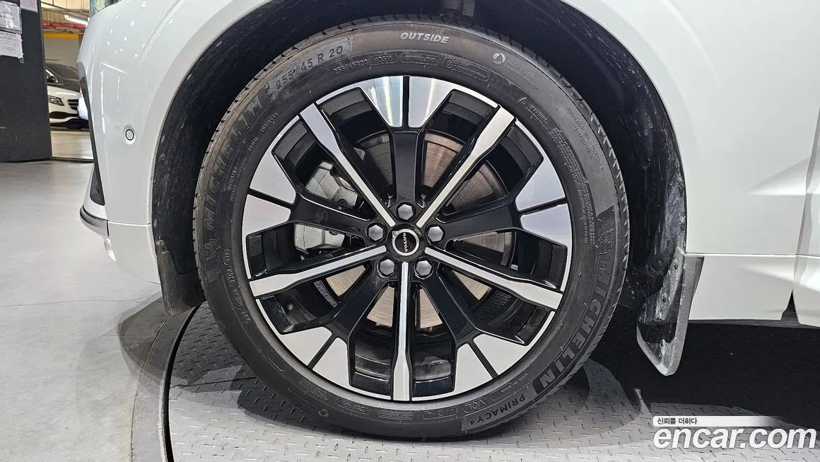 Volvo XC60 2026 из KR, фото 5