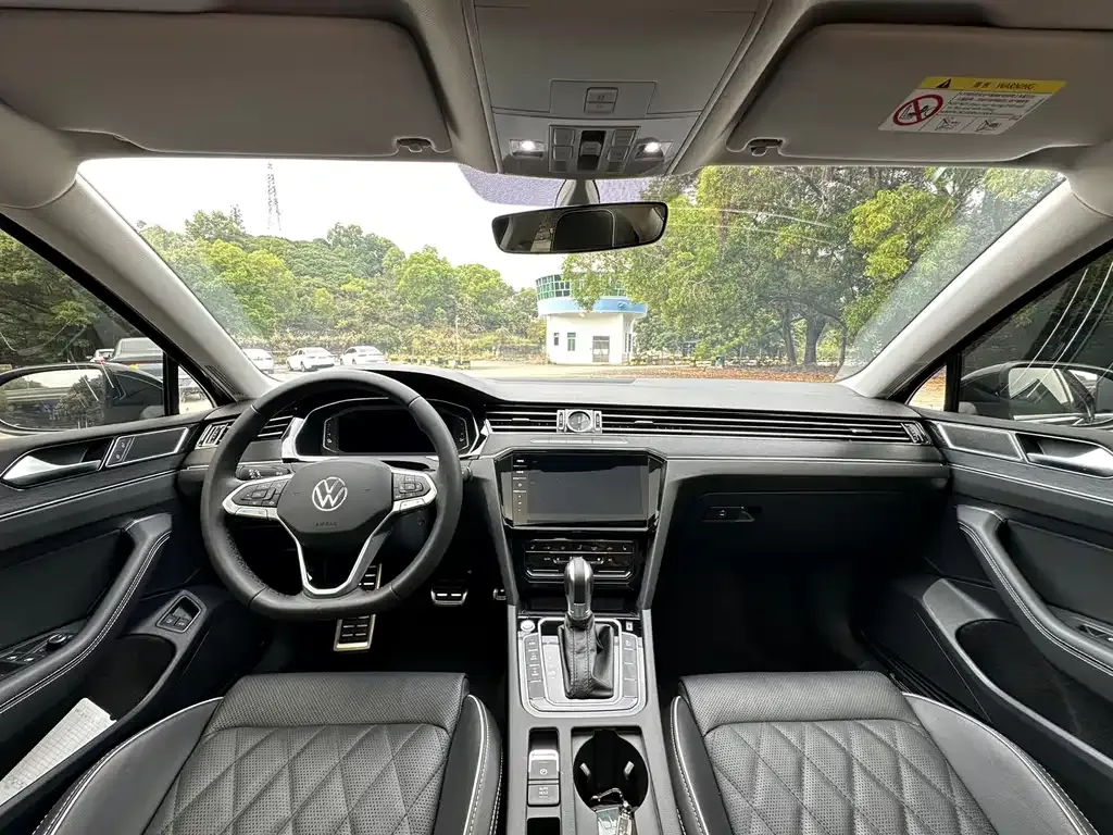 Volkswagen Magotan GTE PHEV 2024 из CN, фото 6