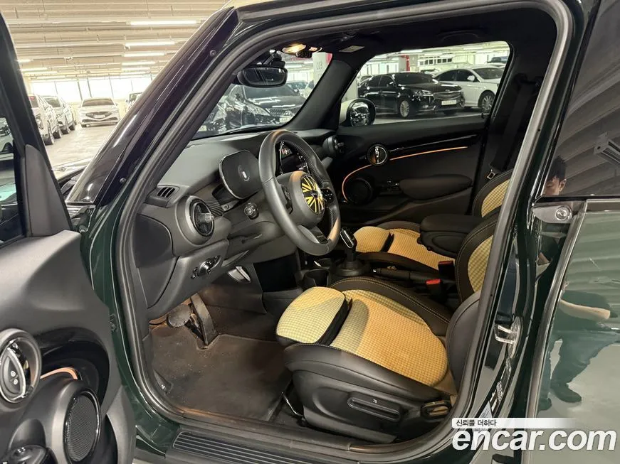 Mini Cooper 2023 из KR, фото 4