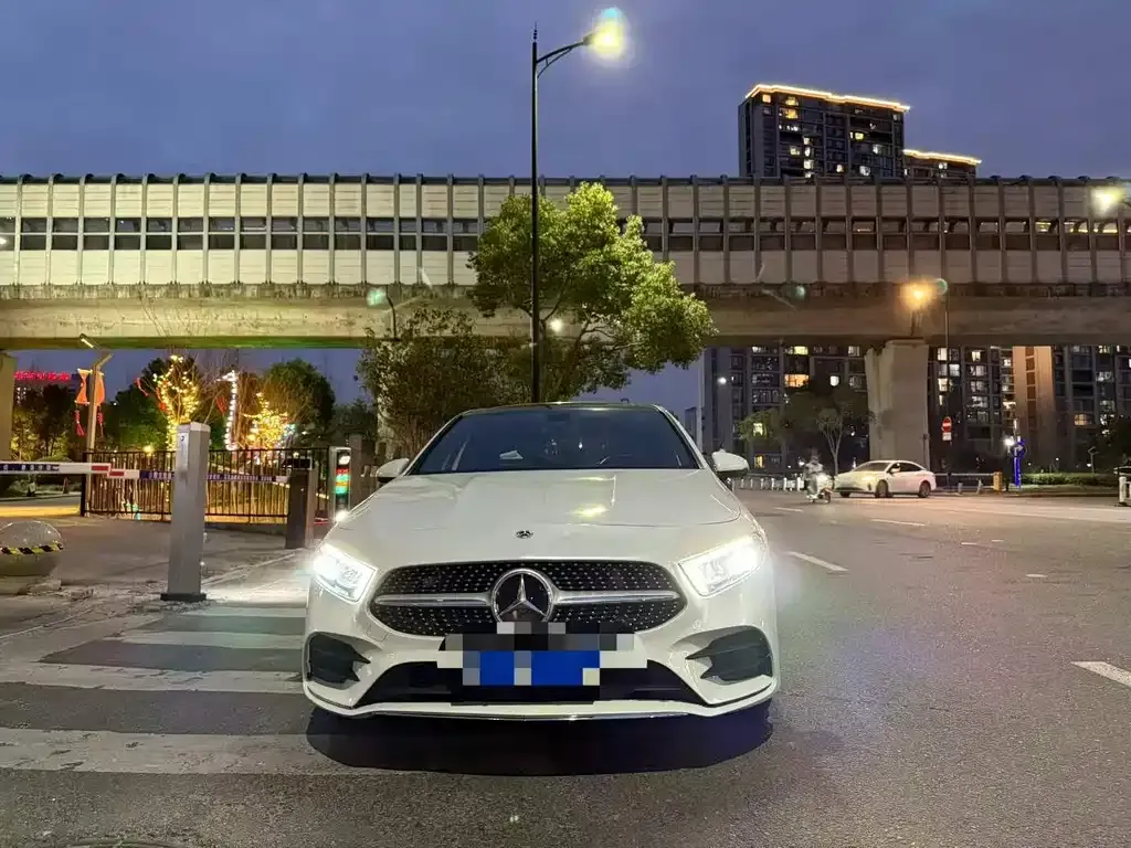 Mercedes-Benz A-Class — фото 1