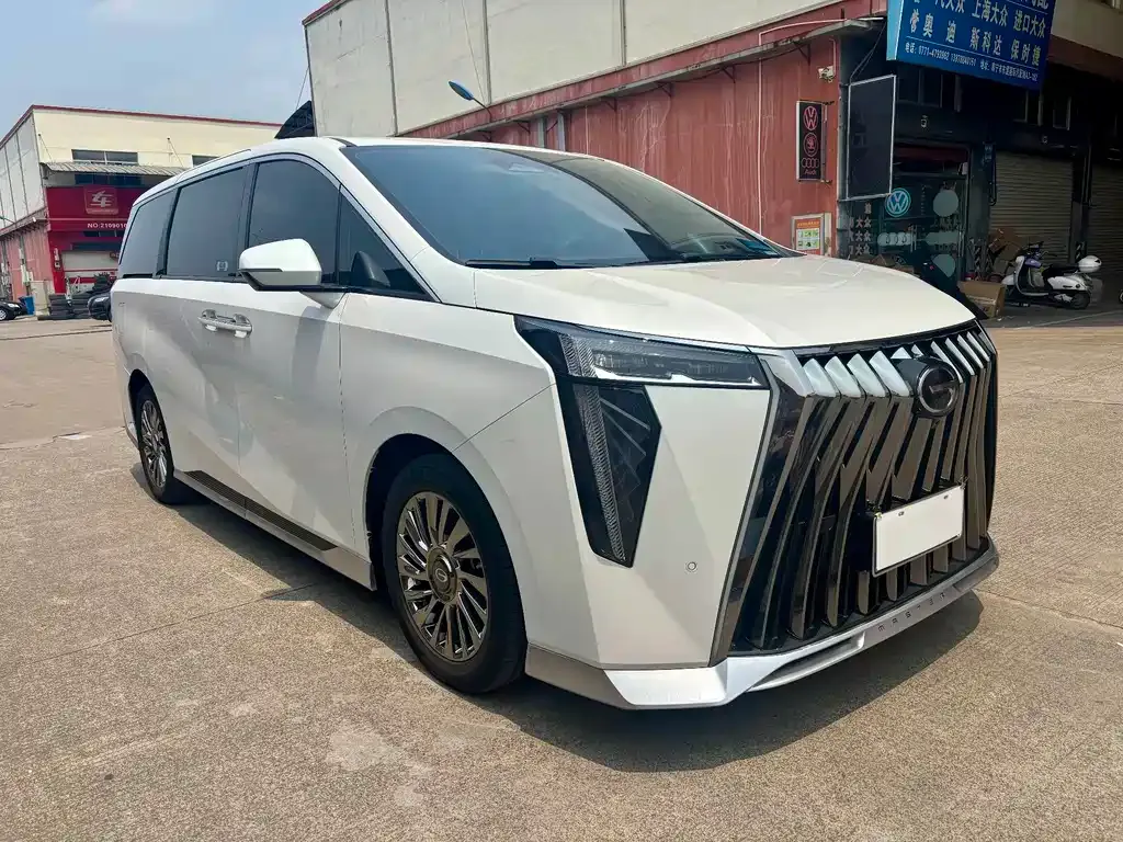 GAC Motor Trumpchi M8 — фото 8
