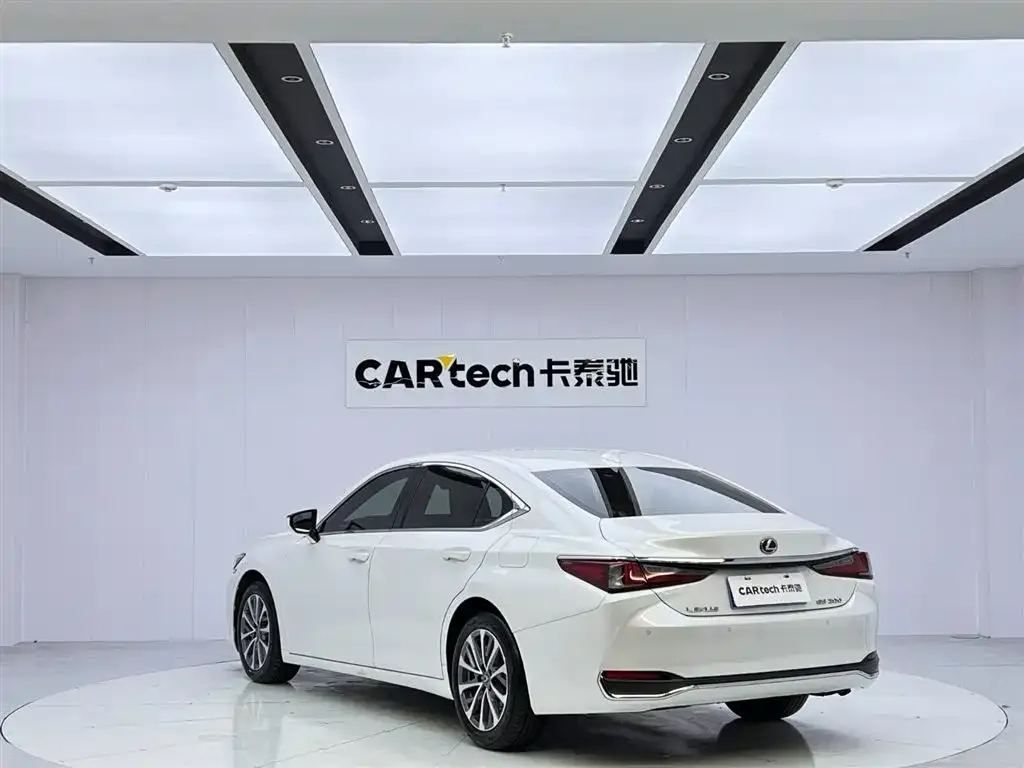 Lexus ES 2024 из CN, фото 6