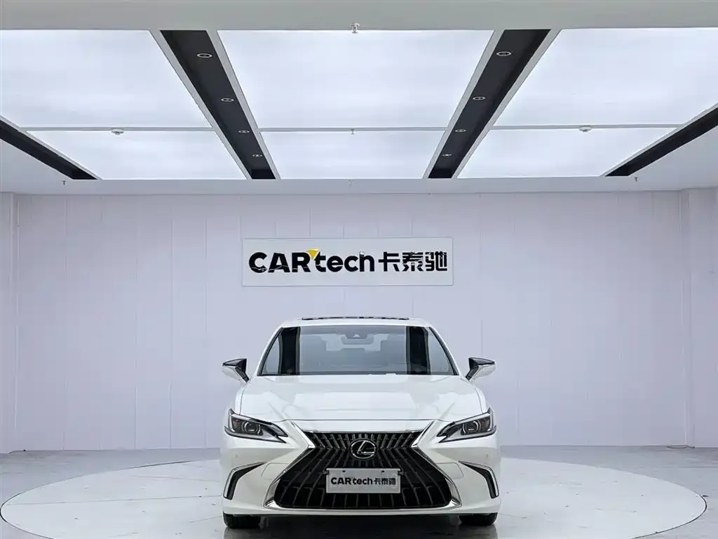 Lexus ES 2024 из CN, фото 5
