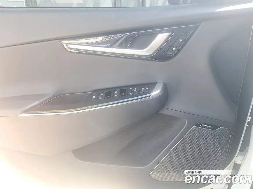 Kia EV6 2022 из KR, фото 10