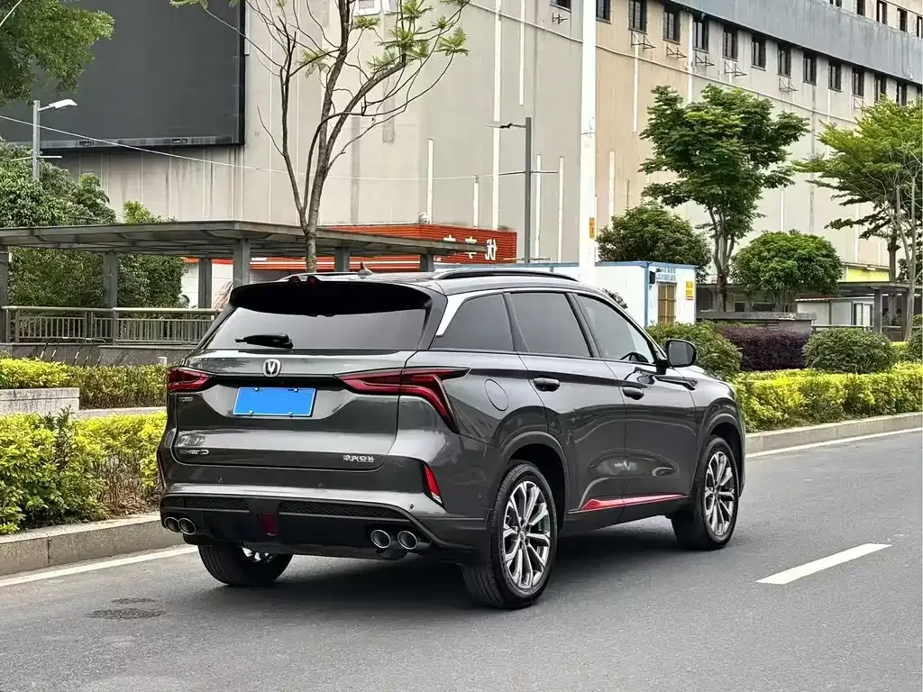 Changan CS75PLUS — фото 8