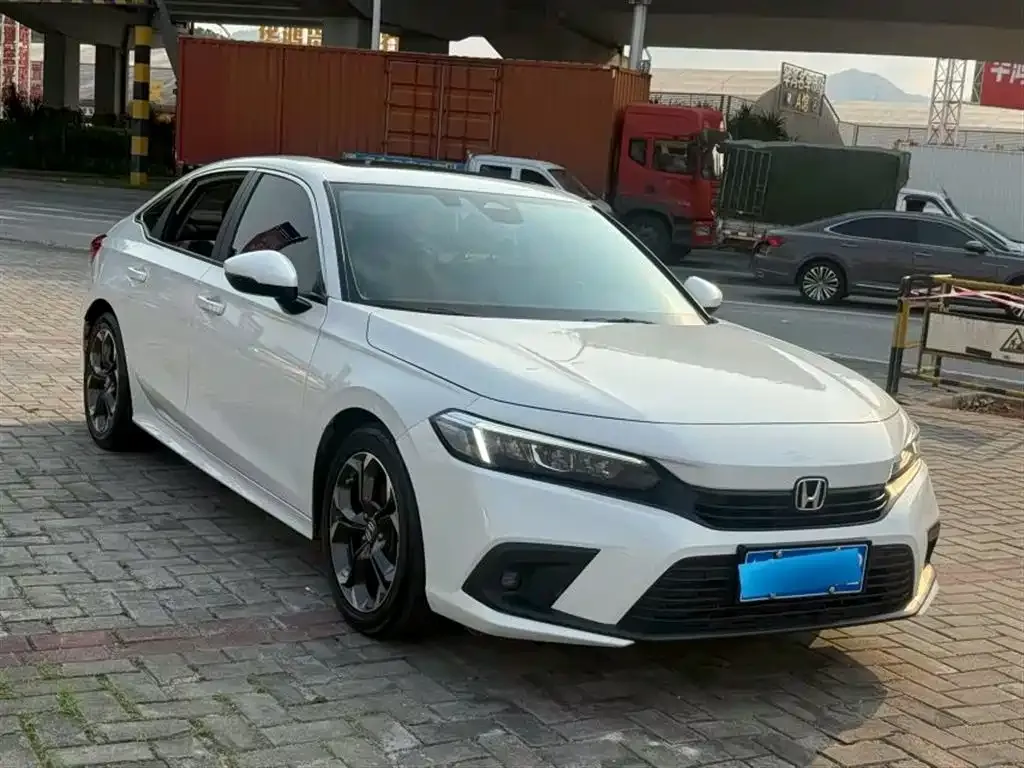 Honda Civic — фото 8