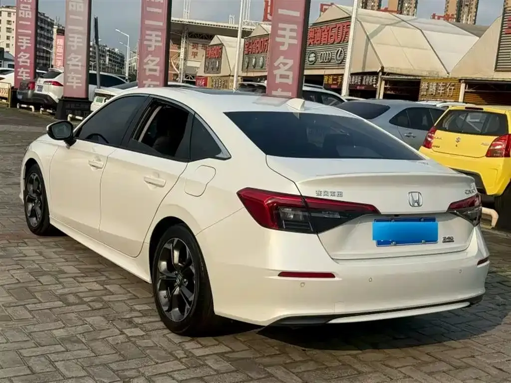 Honda Civic — фото 7