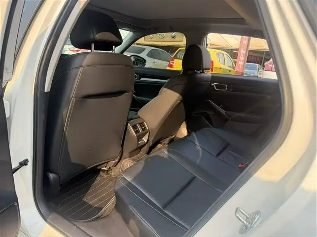 Honda Civic — фото 2