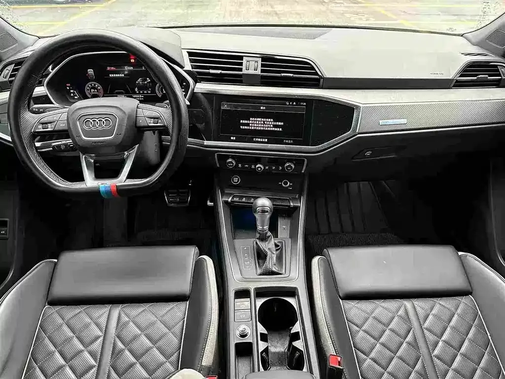 Audi Q3 Sportback — фото 7