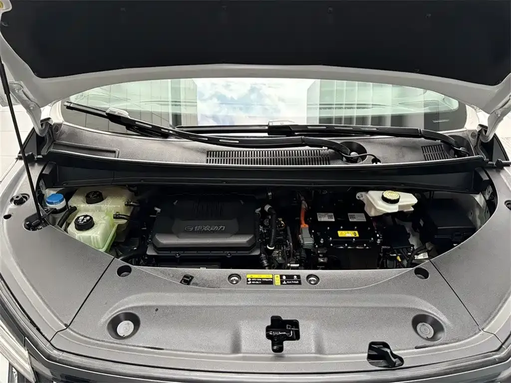 GAC Motor Trumpchi M8 — фото 8