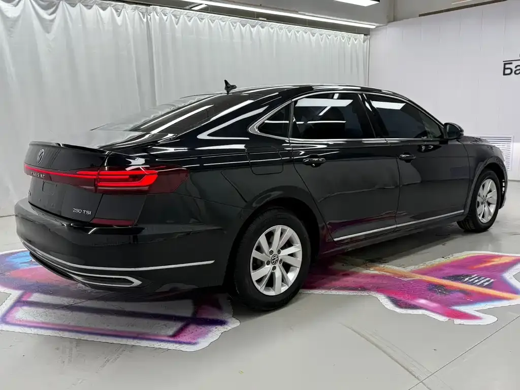 Volkswagen Passat — фото 8