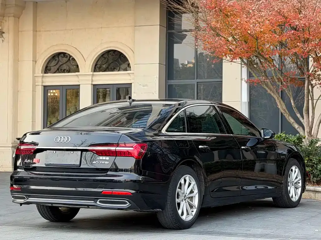 Audi A6L — фото 10