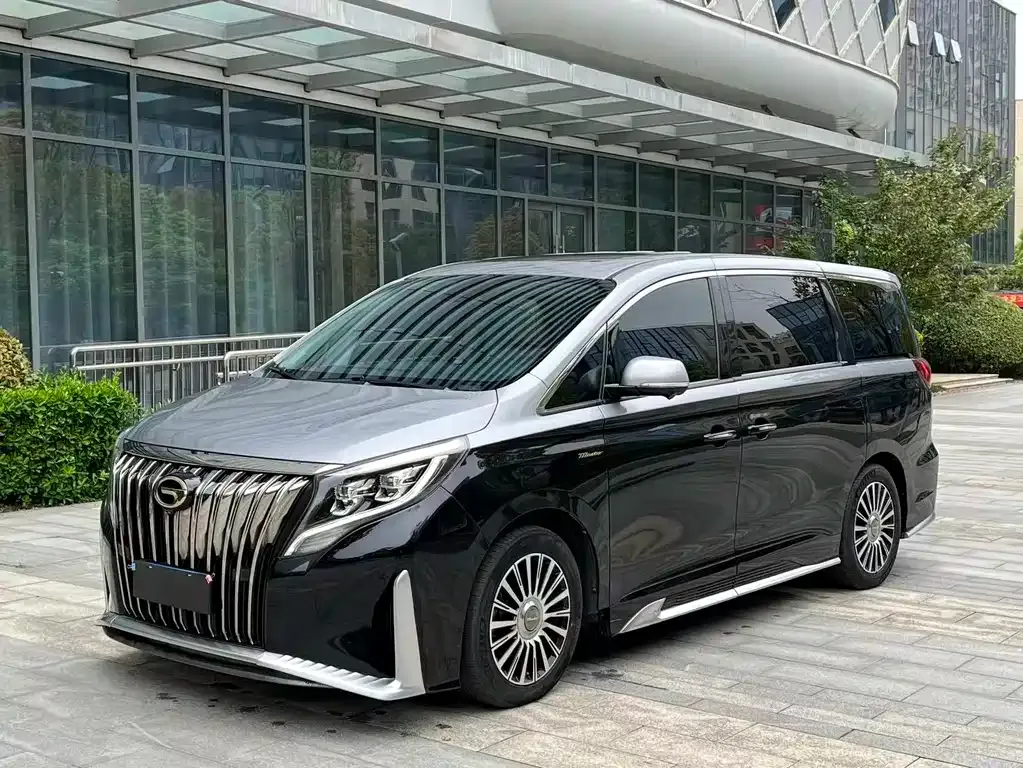 GAC Motor Trumpchi M8 — фото 1