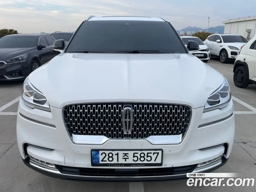 Lincoln Aviator