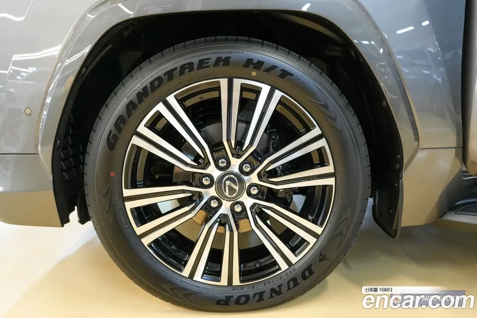 Lexus LX 2025 из KR, фото 2