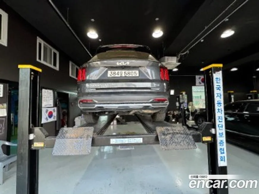 Kia Sorento 2023 из KR, фото 2