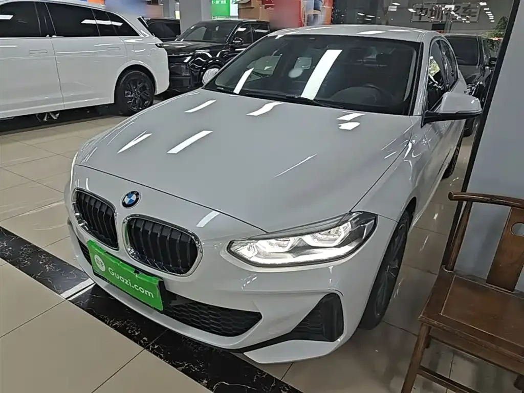 BMW 1 Series — фото 1