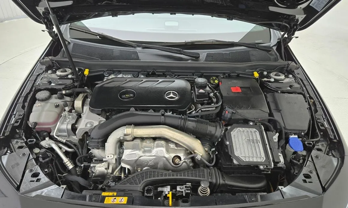 Mercedes-Benz A-Class — фото 10