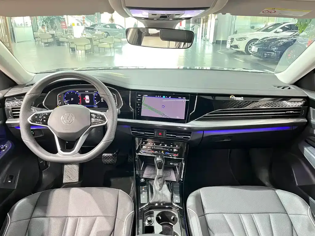 Volkswagen Passat — фото 7