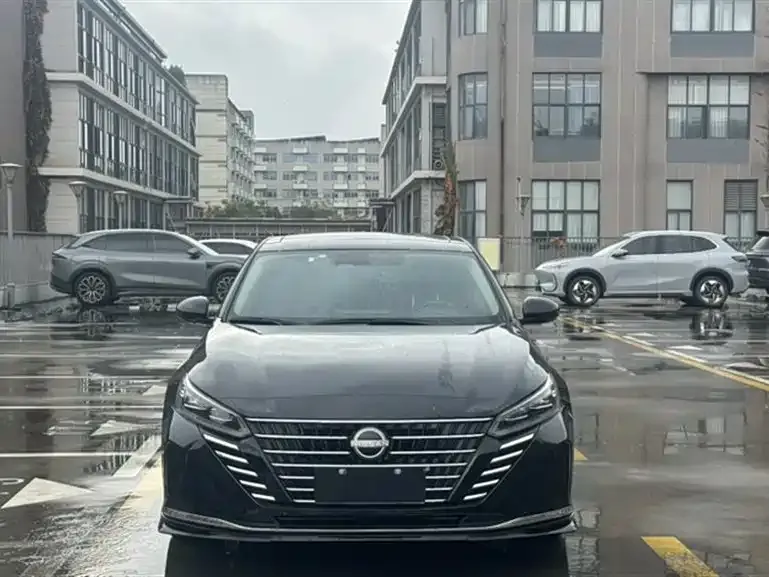 Nissan Teana — фото 4