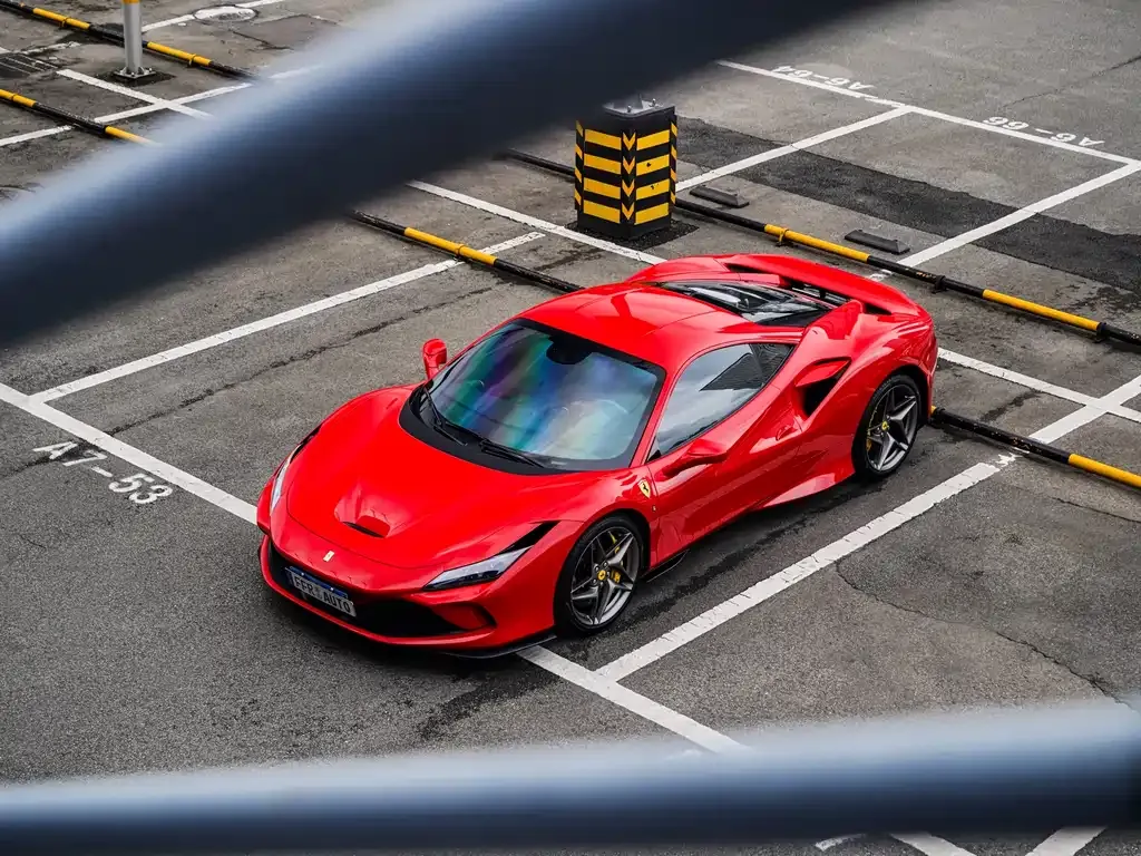 Ferrari F8 — фото 9