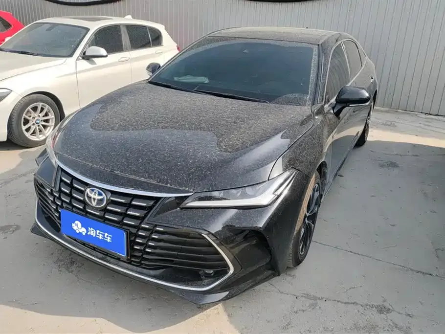 Toyota Avalon — фото 1