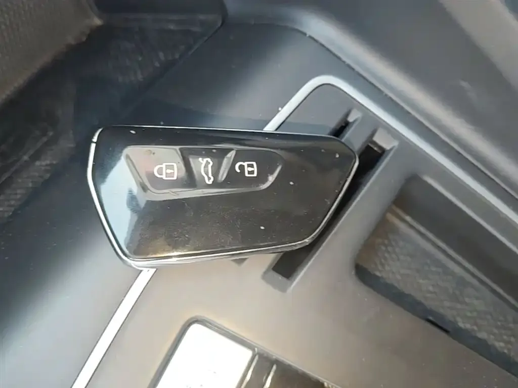 Volkswagen Golf 2021 из CN, фото 6