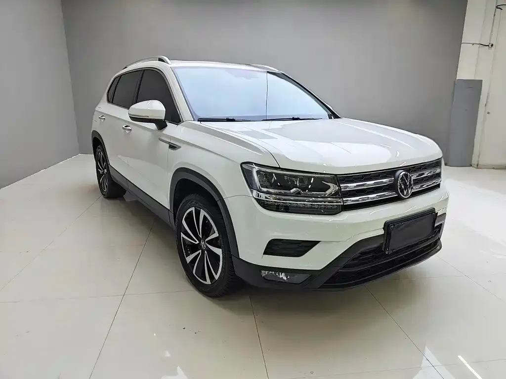 Volkswagen Tharu — фото 6