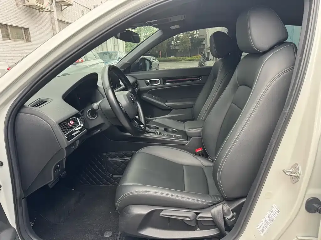 Honda Civic — фото 10