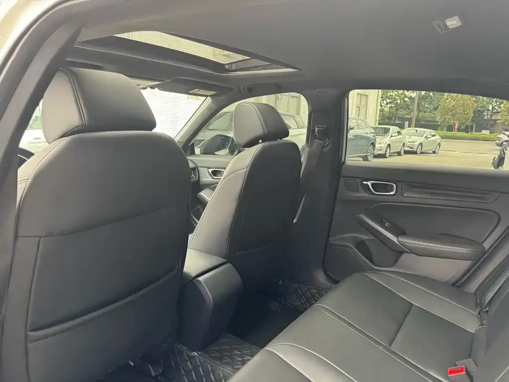 Honda Civic — фото 7