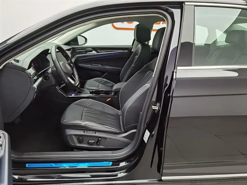 Volkswagen Passat — фото 5